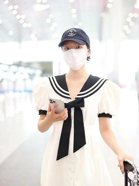 袖服装的穿搭要点新利体育登录泡泡